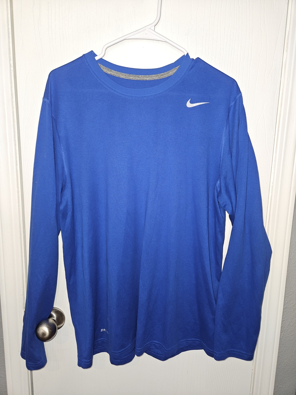 Nike Men’s Dri-FIT Long-Sleeve Crew in Royal Blue